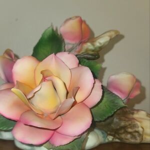 CAPODIMONTE Vintage Pink and Green Ceramic Rose Accent
